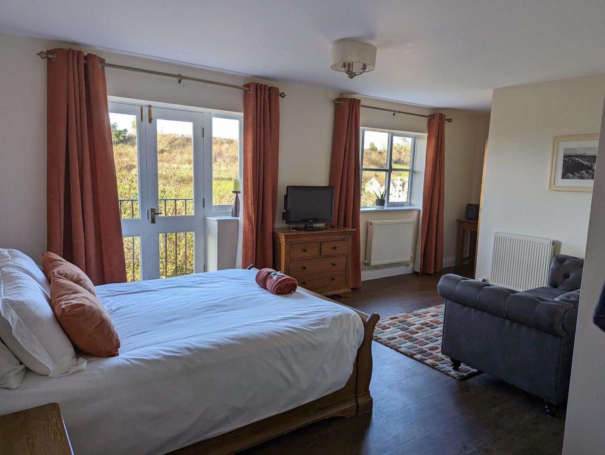 The Three Horseshoes Inn Брайдпорт Екстериор снимка